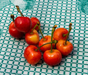 Close-up of apples on table