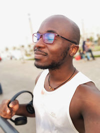 Portrait of young man wearing sunglasses