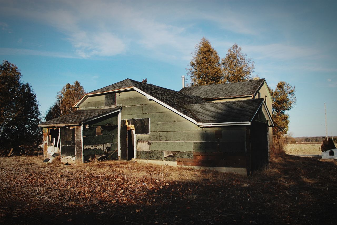 built structure, architecture, sky, tree, plant, building exterior, building, land, house, cloud - sky, field, nature, old, no people, abandoned, day, landscape, autumn, outdoors, agricultural building, cottage