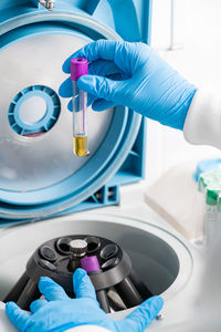 Centrifuging sample in a laboratory