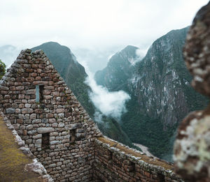 Great wall of building against sky