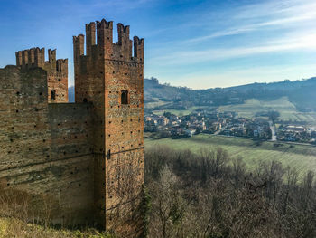 View of fort against sky