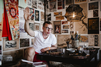 Man sitting in restaurant