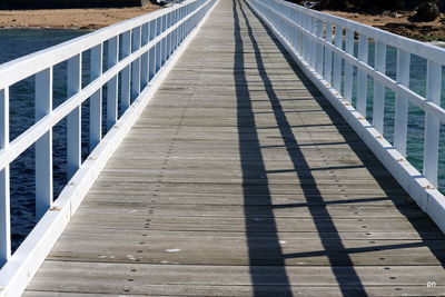 Surface level of bridge