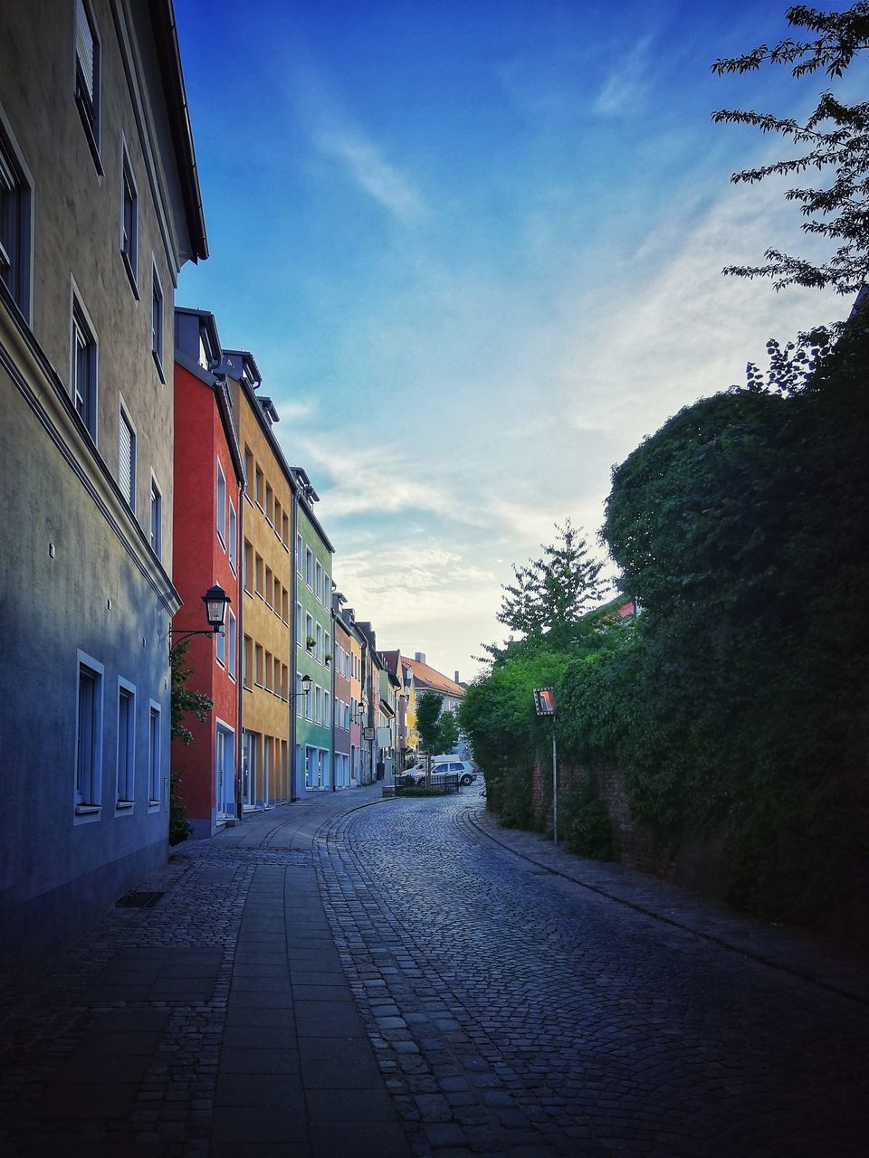 NARROW ALLEY ALONG BUILDINGS