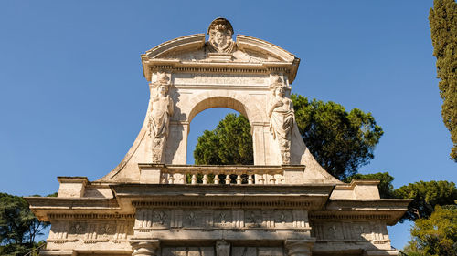 Low angle view of monument against clear sky