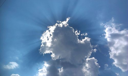 Low angle view of cloudy sky