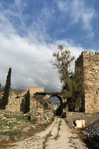 View of fort against cloudy sky