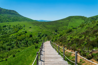 View from the puy-pariou volcano hiking trail