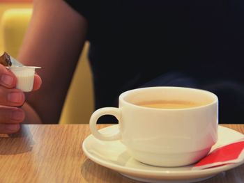 Close-up of coffee cup with coffee cup