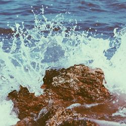 Waves splashing in water