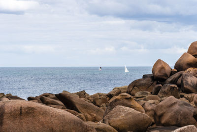 Rock formations in pink granite coast around perros-guirec in brittany, france