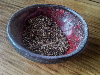 Close-up of noodles in bowl on table