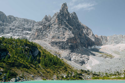 Panoramic view on the lake sorapis in dolomites