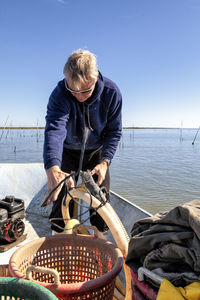 Clamming in bull's bay with julie mcclellan, erwin ashley and george couch.