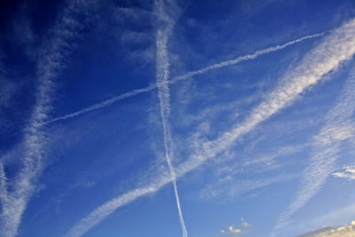 Low angle view of vapor trail in sky