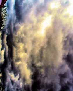 Low angle view of cloudy sky