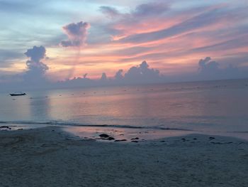 Sea with sky in background