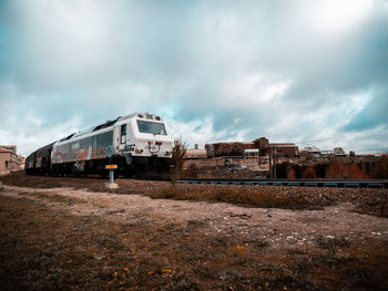 Abandoned train against sky