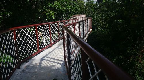 Footbridge against sky