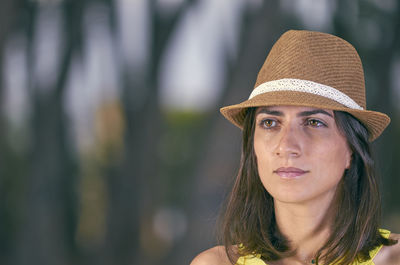 Close-up of thoughtful woman looking away