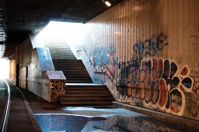 Steps in corridor