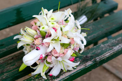 Close-up of white flowers on table