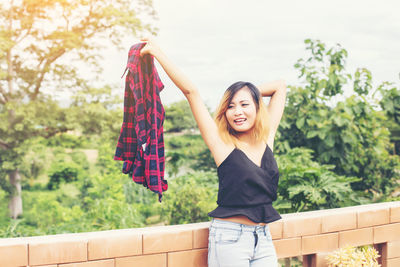 Portrait of a smiling young woman