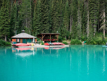Emerald lake boat house 