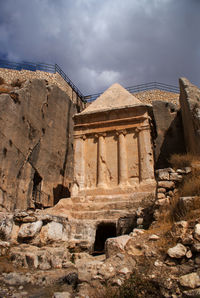 Old ruins of building against sky