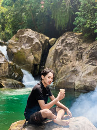 Enjoy a cup of coffee at the waterfall