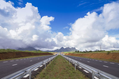 Highway in mauritius.