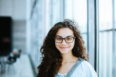 Portrait of a smiling young woman