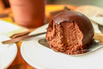 Close-up of cake in plate on table
