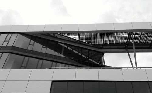 Low angle view of skyscraper against sky