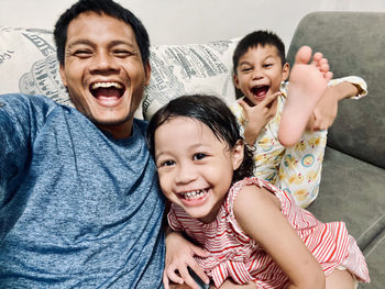 Portrait of a smiling young woman