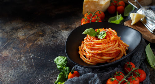 Close-up of noodles in bowl on table