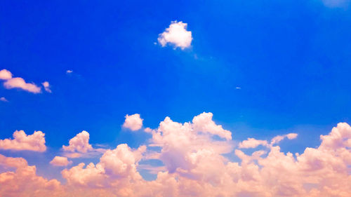 Low angle view of clouds in sky