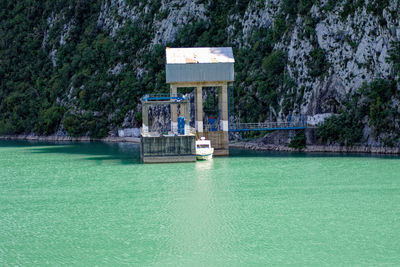 View of lifeguard hut on sea