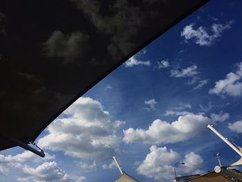 Low angle view of cloudy sky