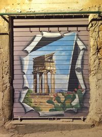 Graffiti on wall of building