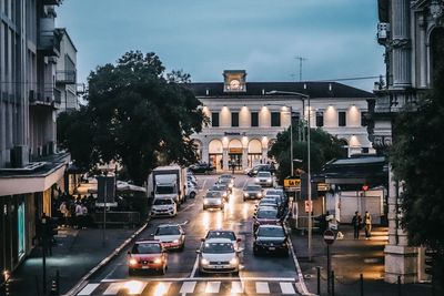 Traffic on city street