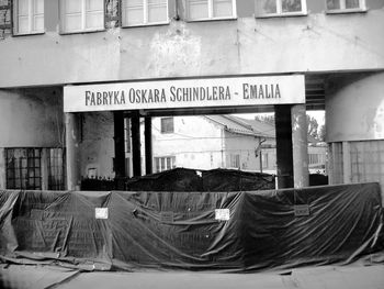 Information sign on bed by building