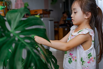 Side view of a girl looking away