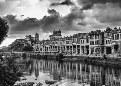 View of historical building against cloudy sky