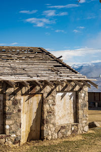 Exterior of old stone building against sky at hot springs california