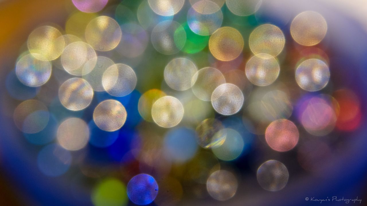 DEFOCUSED LIGHTS AT NIGHT