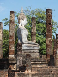 Statue of historic building