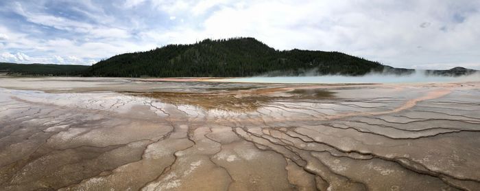 Grand prismatic, yellowstone national park, wyoming, usa