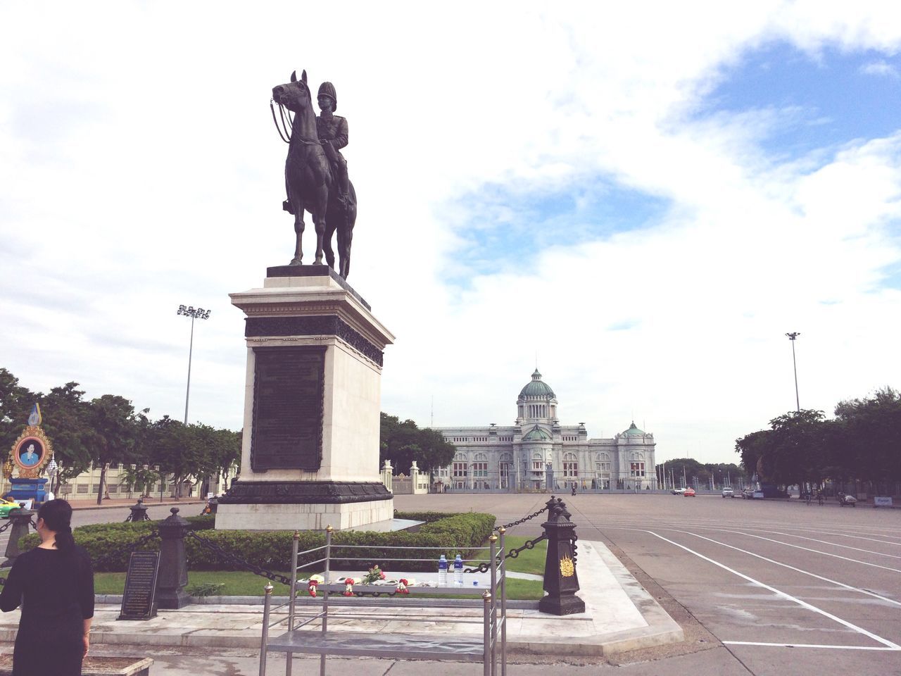 statue, sculpture, city, architecture, sky, horse, travel, outdoors, travel destinations, cloud - sky, built structure, history, no people, day, city gate